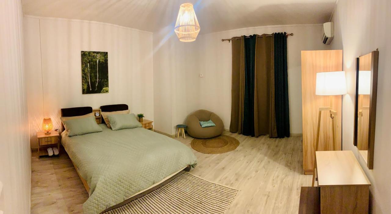 Ibiza Apartment - 150M From The Beach Flic en Flac Bagian luar foto