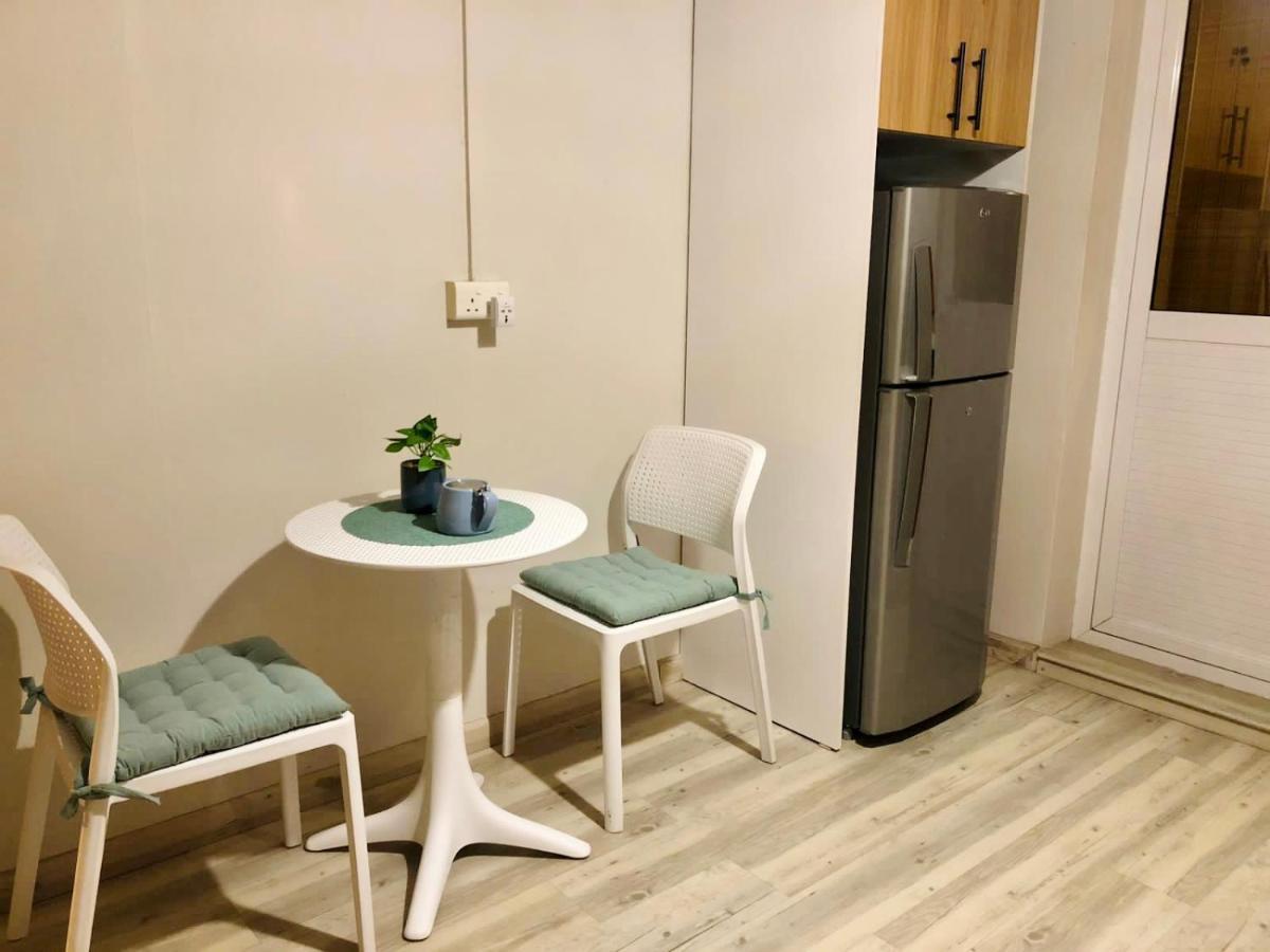 Ibiza Apartment - 150M From The Beach Flic en Flac Bagian luar foto